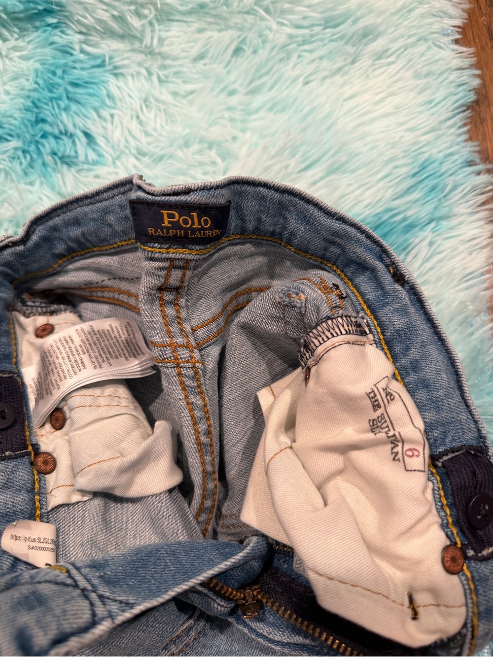 Jeans - Picture 3 of 3